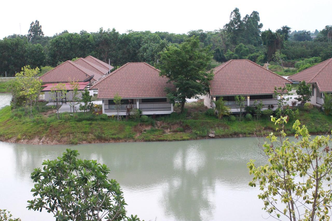 Pirom Lake And Resort Si Maha Phot Zewnętrze zdjęcie